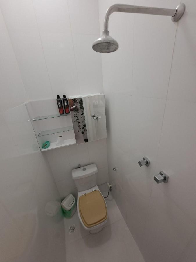 Quarto Privativo No Melhor De Botafogo Com Anfitria - Home With Host Рио-де-Жанейро Экстерьер фото